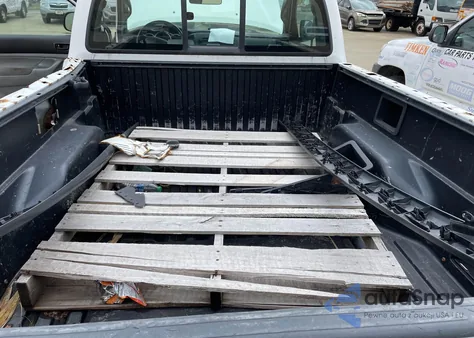 2010 Toyota Tacoma from USA, damaged, VIN 5TENX4CN6AZ703135